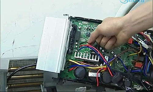 弥渡美的空调电话是多少